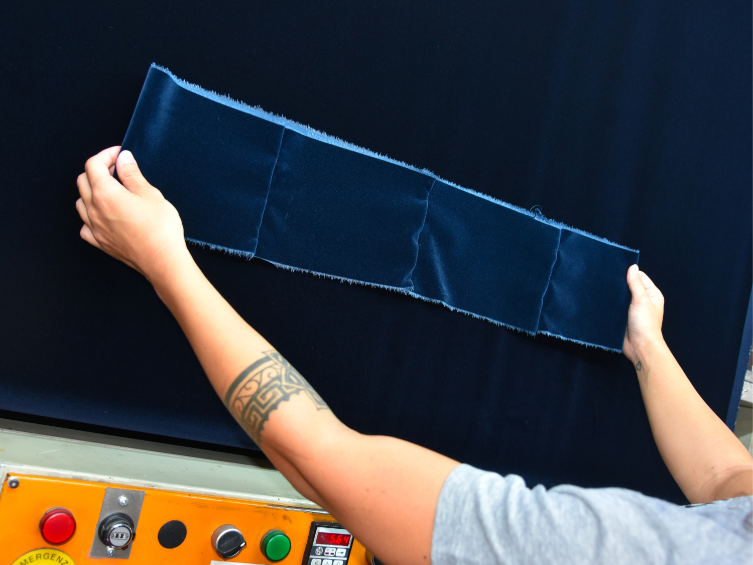 Pontoglio 1883: Crafting Elegance