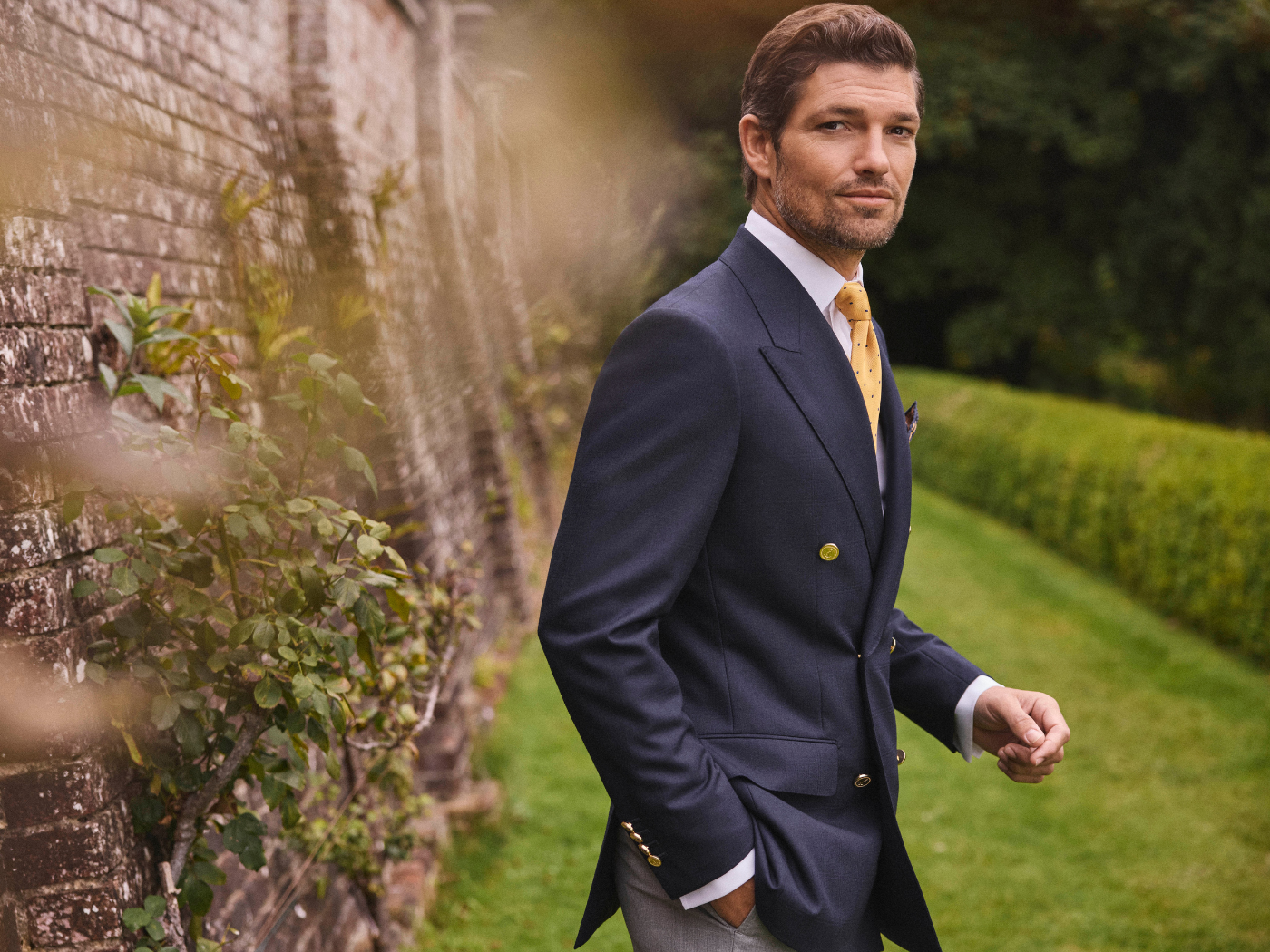 Made to Measure: The Classic Navy Blazer