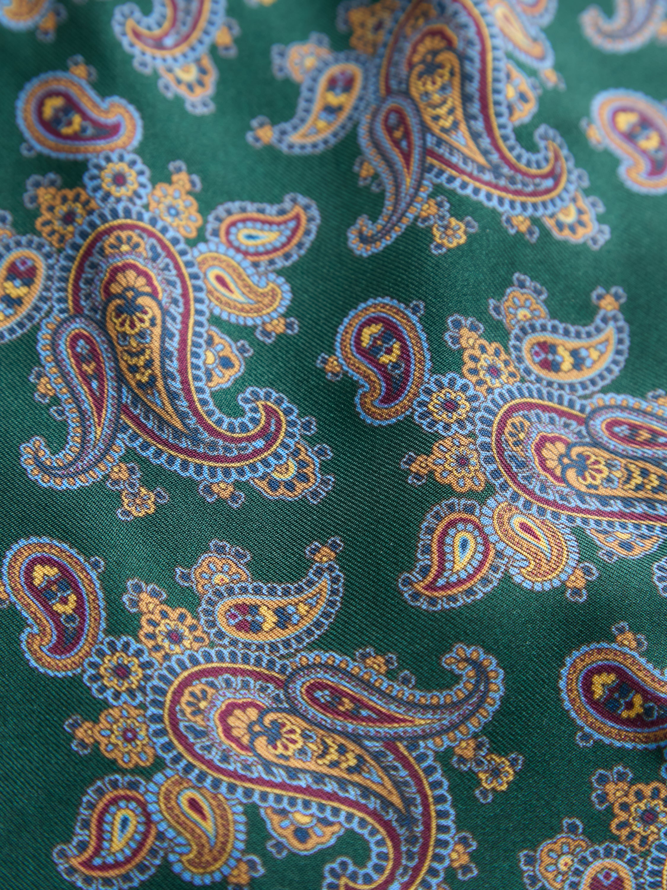 Silk Paisley Cravat - Green