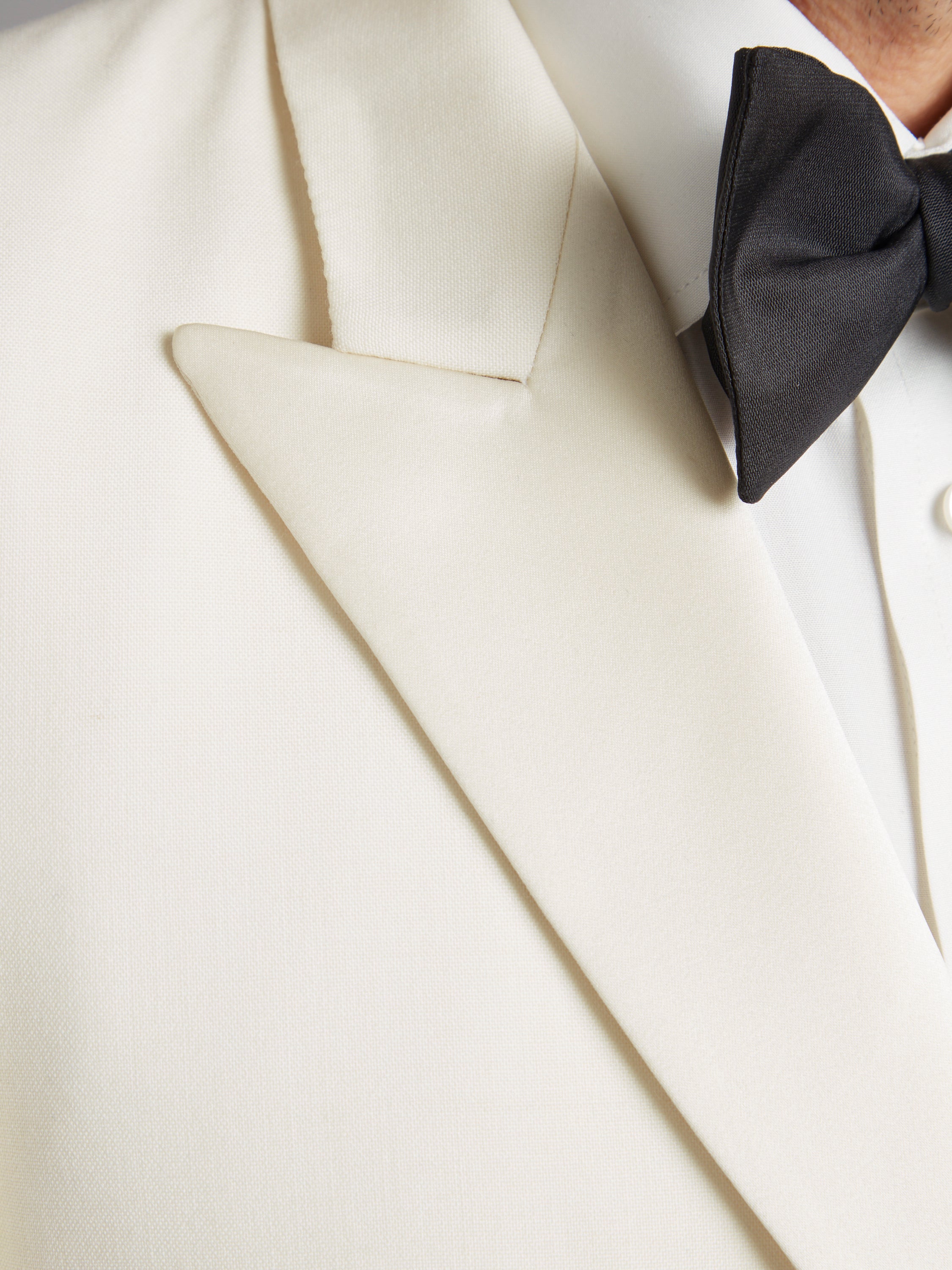 Carlyle Dinner Jacket - White