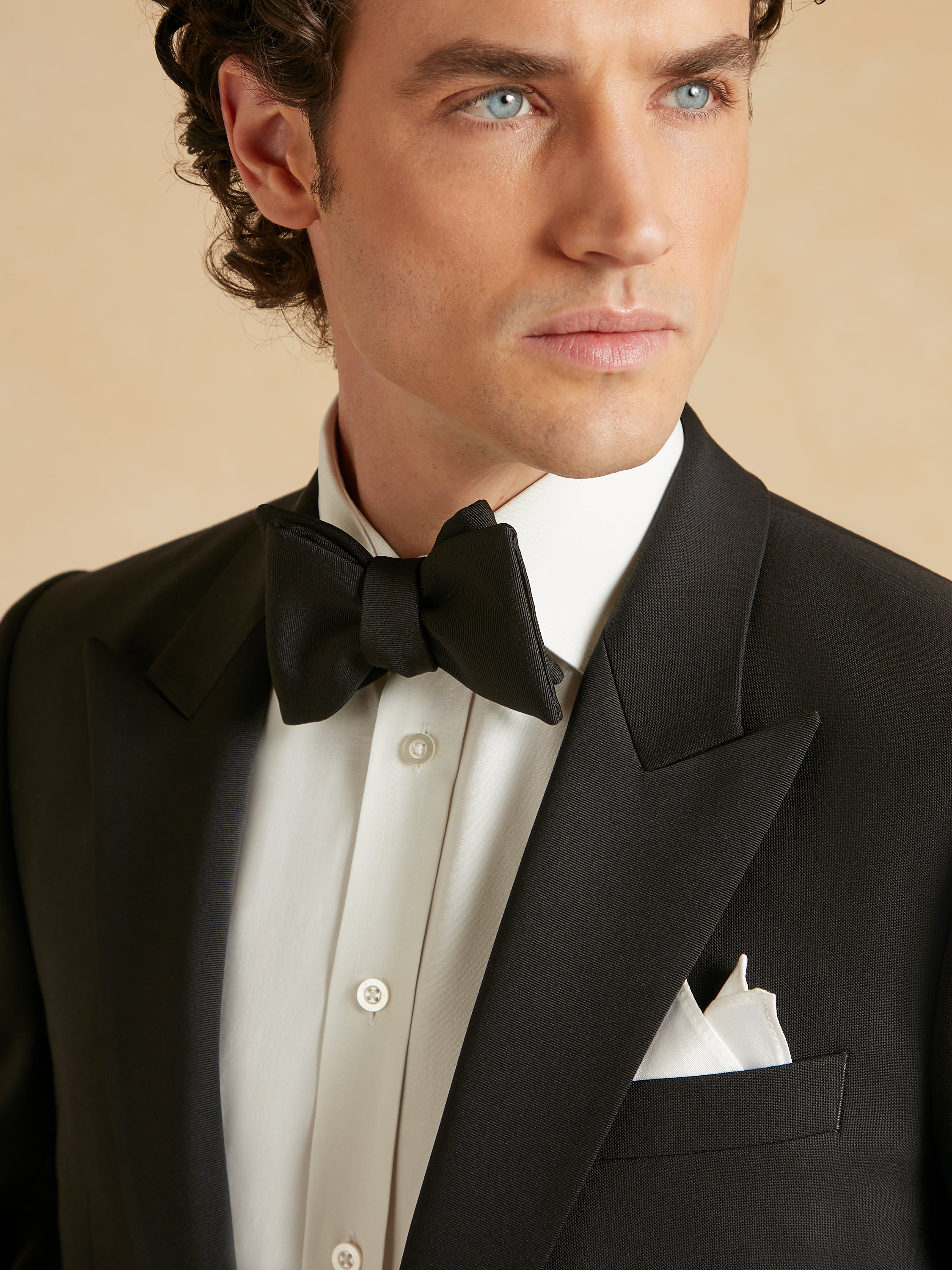 Lightweight Fresco Wool Dinner Jacket - Black