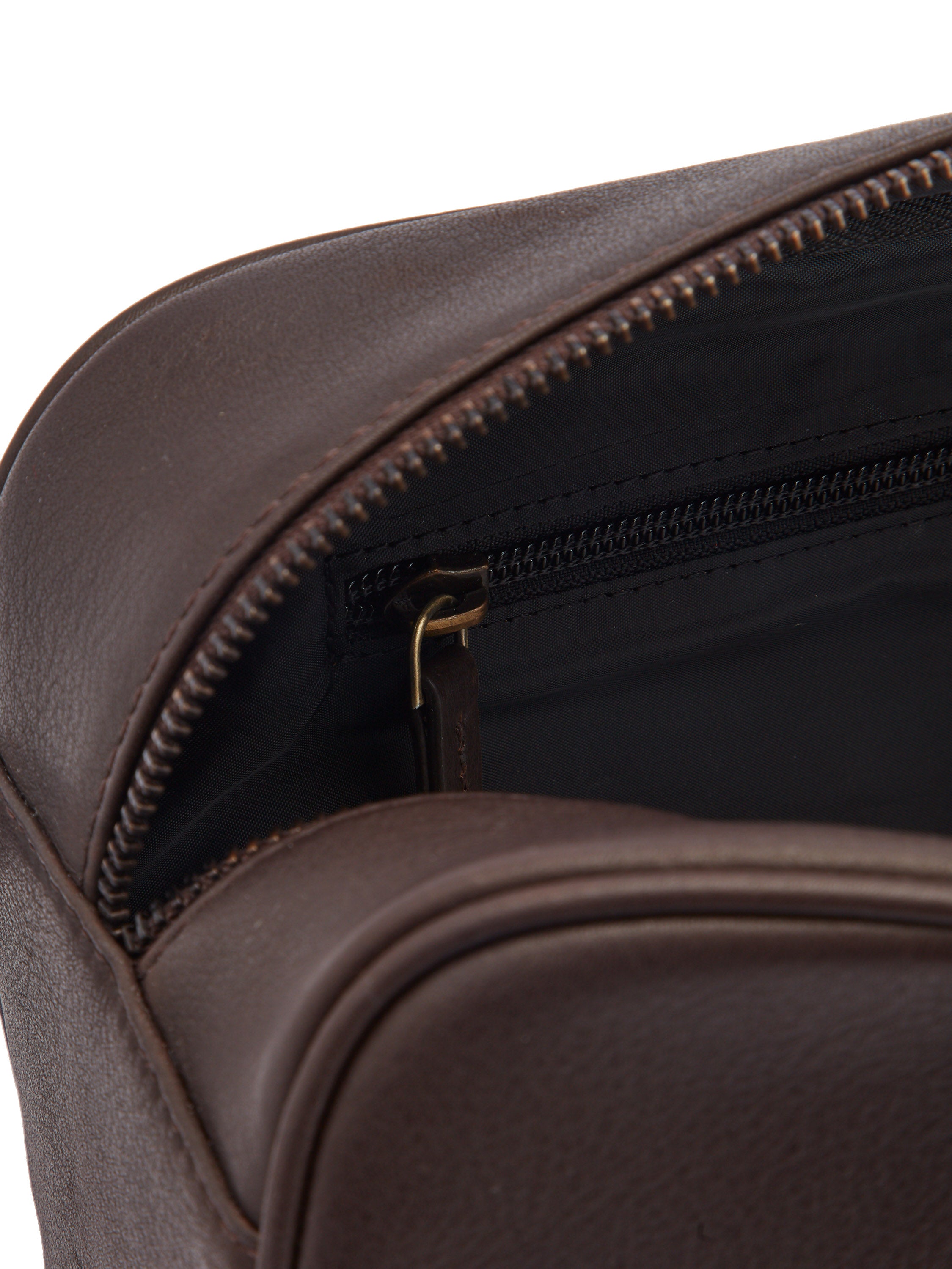 Leather Wash Bag - Brown