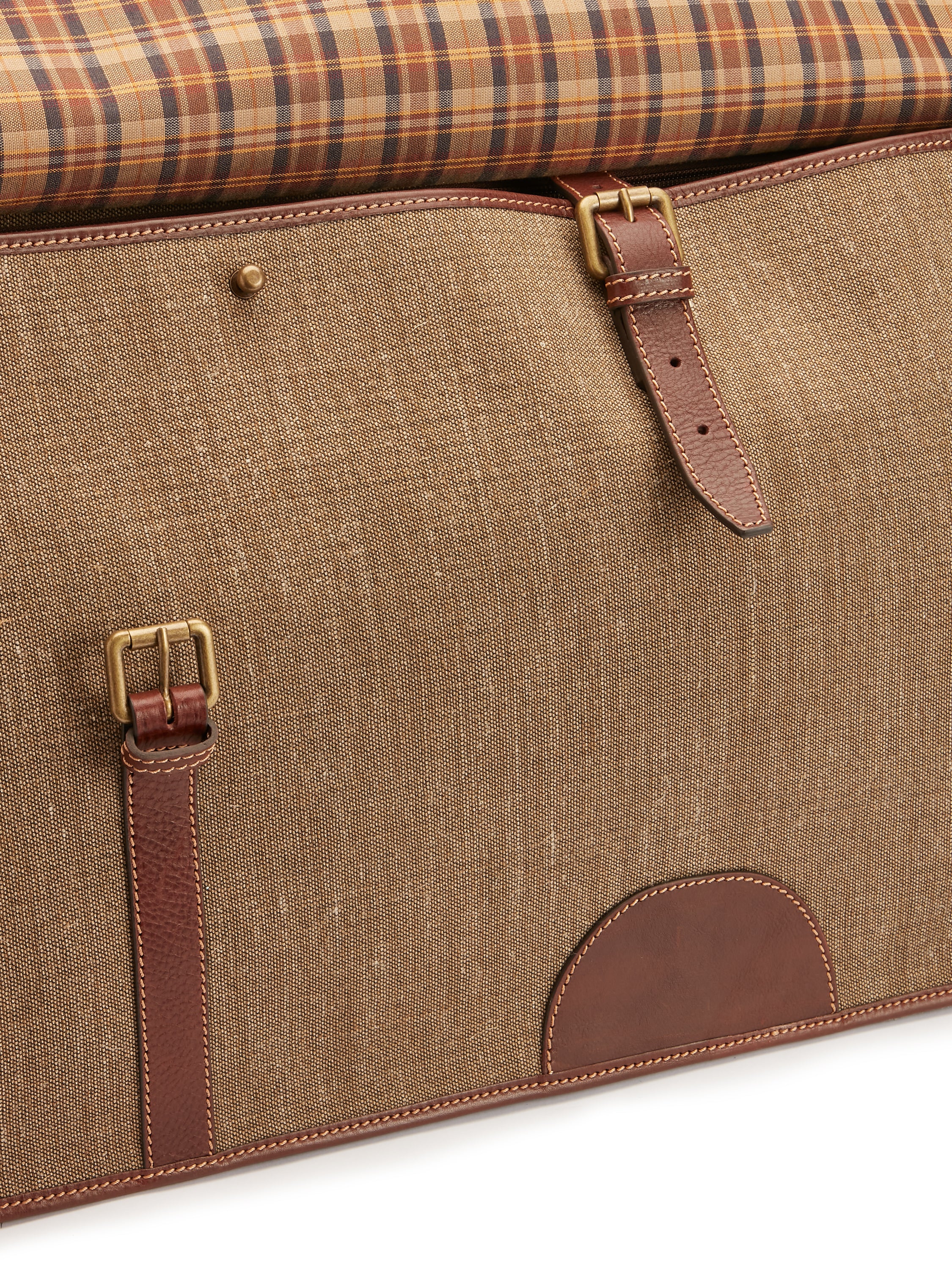 Oliver briefcase deals
