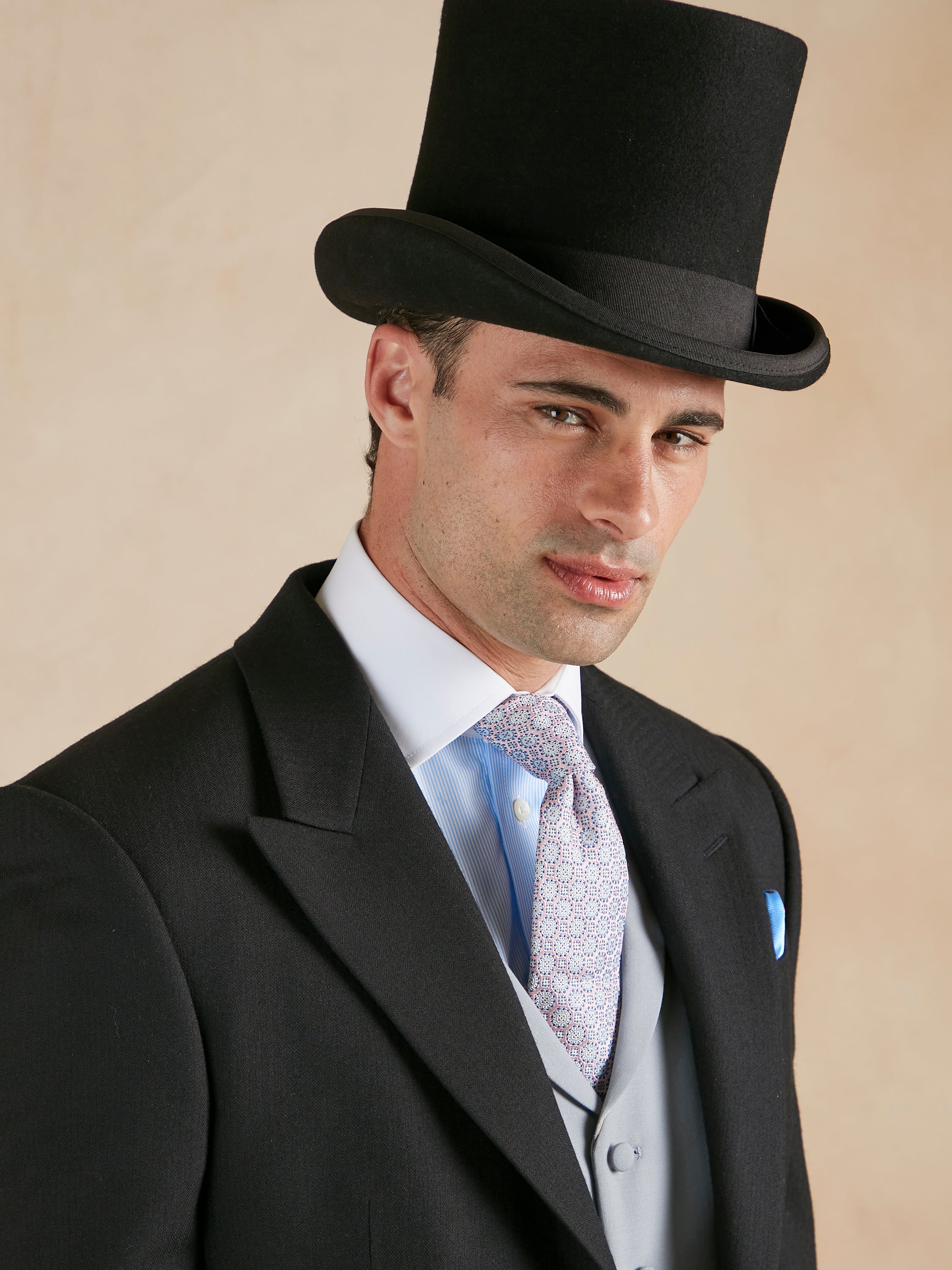 Morning Suit Hire for Royal Ascot - Morning Coat, Trousers, Single Breasted Waistcoat & Top Hat