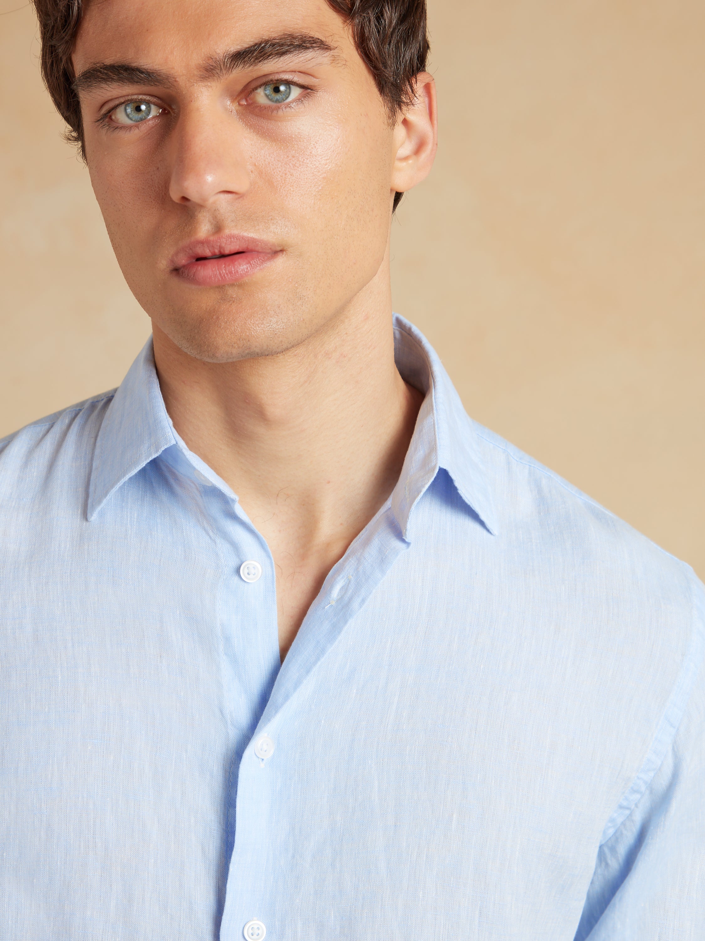 Amalfi Linen Shirt - Pale Blue