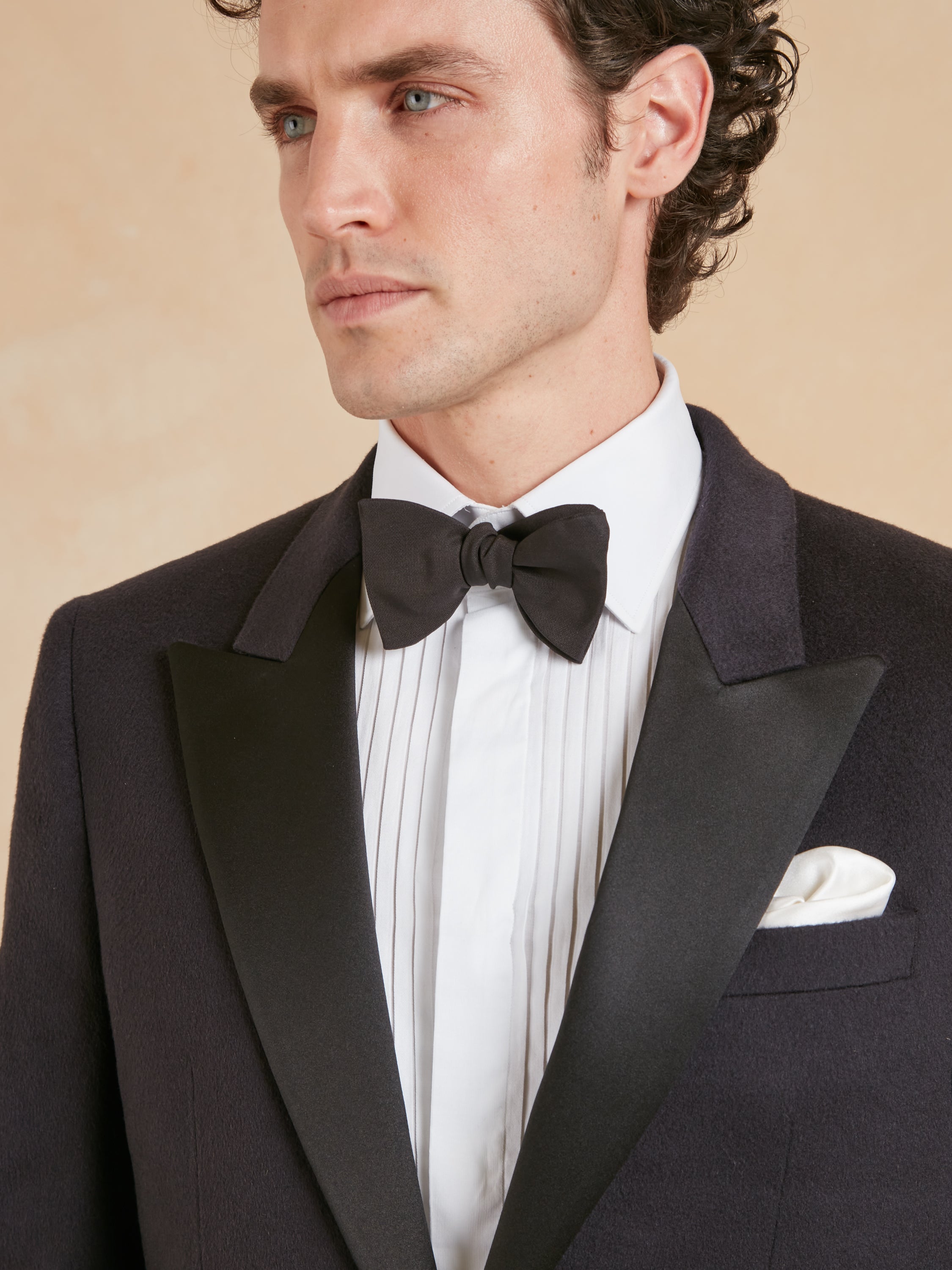 Lightweight Cashmere Smoking Jacket - Navy