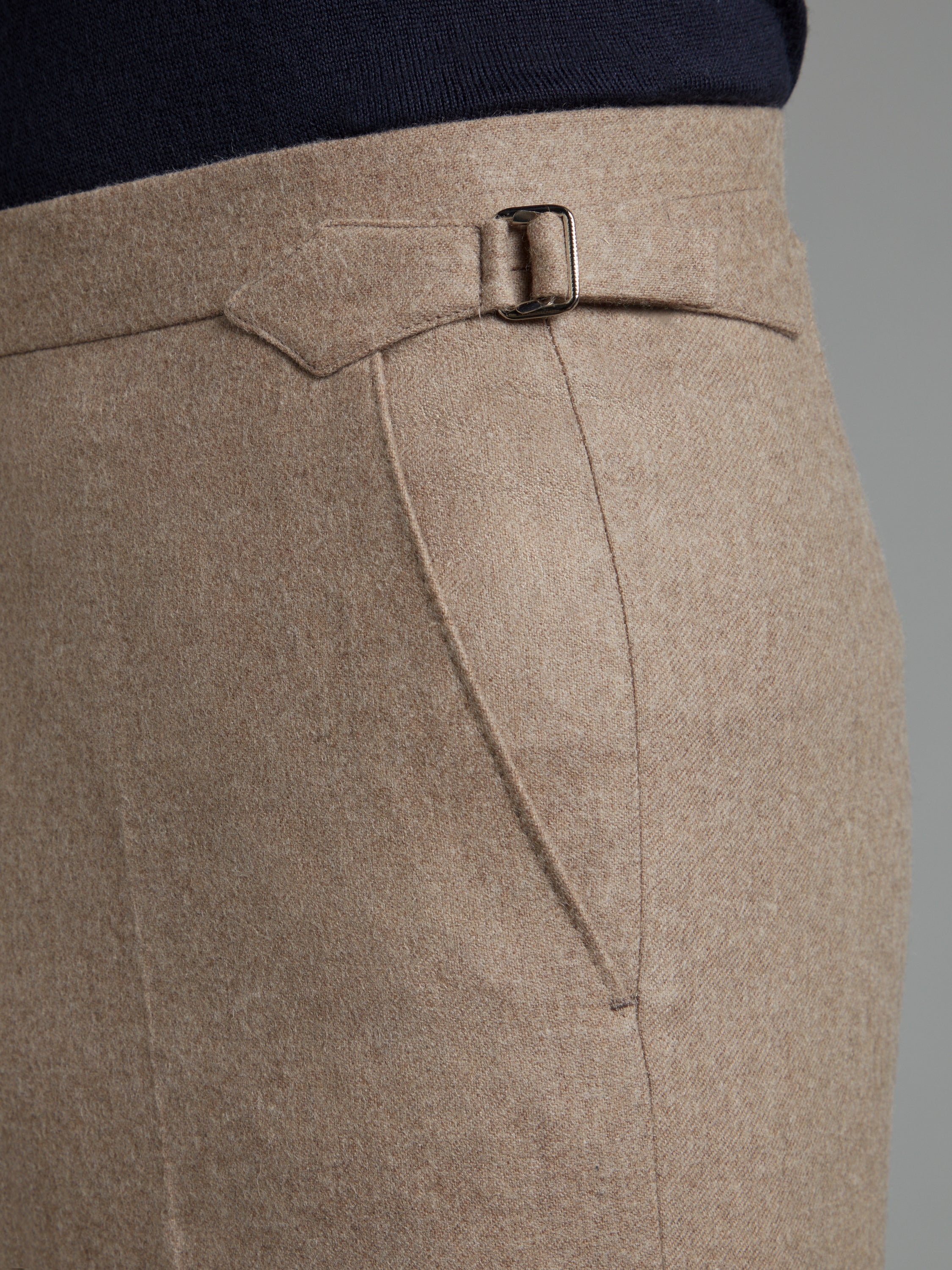 Sloane Exclusive Pleated Trousers - Beige Wool Twill